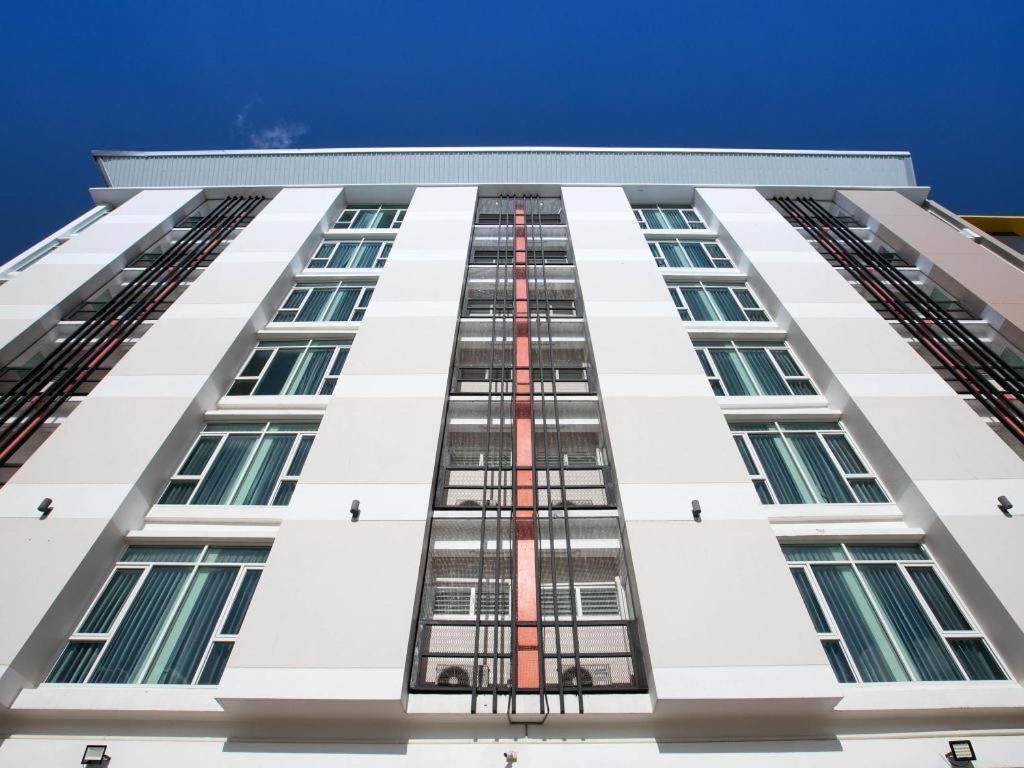 B2 Mae Sot Boutique & Budget Hotel Exterior foto